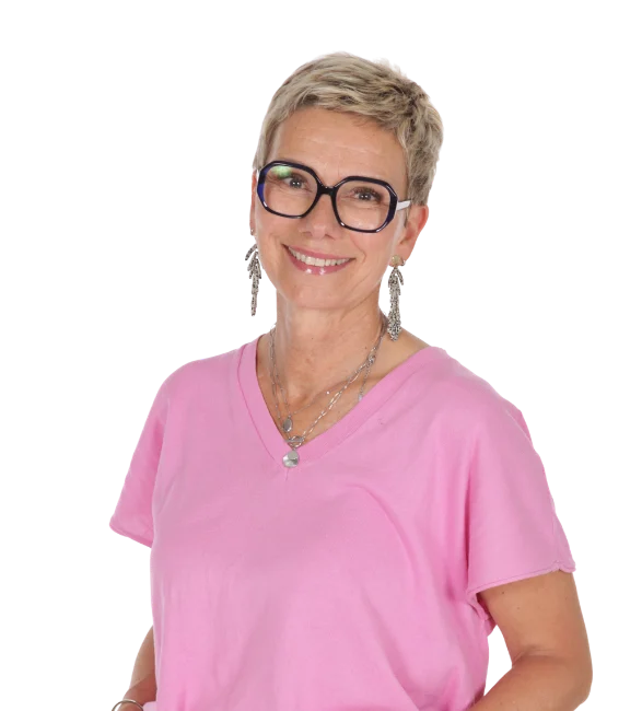 Emmanuelle Dupont, experte en conseil en image et posture pour dirigeants, lors d'une séance d'accompagnement à Nantes.